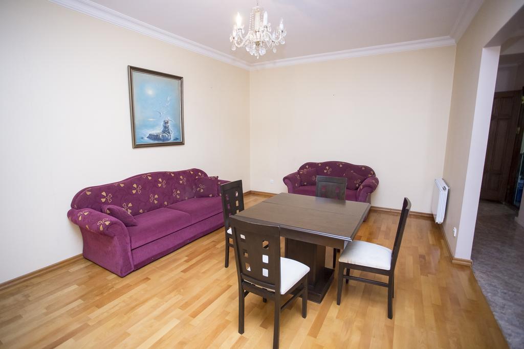 Batumi City Center Apartment Екстер'єр фото