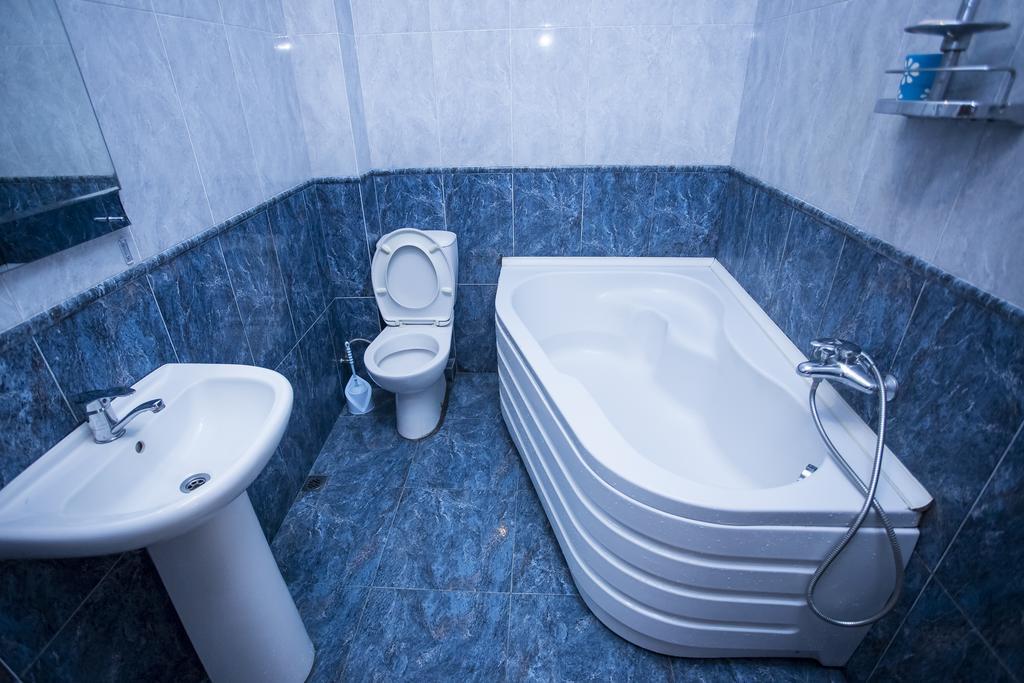 Batumi City Center Apartment Екстер'єр фото